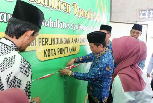 Ponpes Nahdlatus Syubban Deklarasi Jadi Pondok Pesantren Ramah Anak - GenPI.co KALBAR