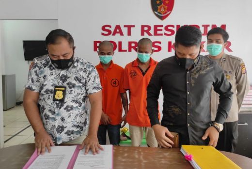 Tentara di Kaltim Dipaksa Buka Baju Perampok, Ini yang Terjadi - GenPI.co KALTIM