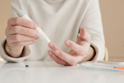 Penting Diingat! Penderita Diabetes Diimbau Rutin Cek Mata - GenPI.co KALTIM