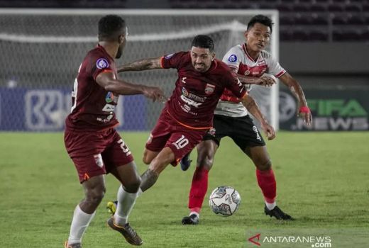 Diwarnai Protes, Borneo FC Menang Tipis Lawan Madura United - GenPI.co KALTIM