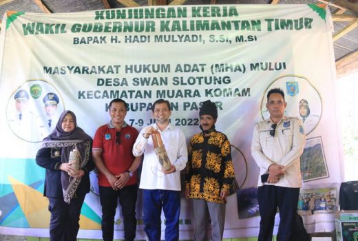 Blusukan, Wagub Kaltim Jatuh dari Sepeda Motor - GenPI.co KALTIM