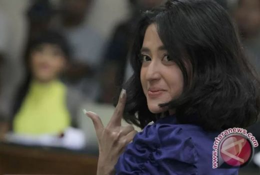 5 Tahun Diam, Dewi Perssik Bongkar Ulah Angga Wijaya - GenPI.co KALTIM