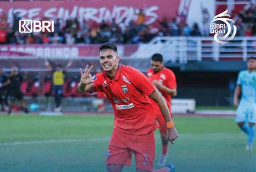 Borneo FC vs Madura United 3-0: Matheus Pato Memang Gila! - GenPI.co KALTIM