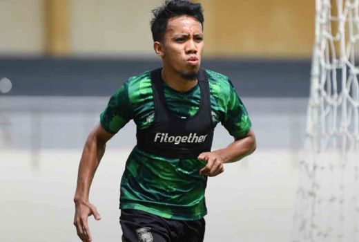 Fisik Pemain Borneo FC Digenjot, Latihan Tetap Santai - GenPI.co KALTIM