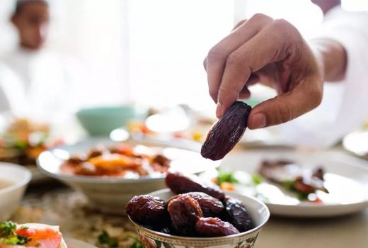 Jadwal Buka Puasa Samarinda, Bontang, Mahakam Ulu, dan Daerah Lainnya 17 April 2023 - GenPI.co KALTIM