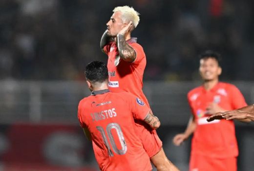 Borneo FC Menang Besar Lawan Bali United, Pieter Huistra Puji Anak Asuhnya - GenPI.co KALTIM