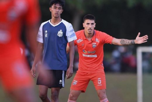 Borneo FC Menang Uji Coba Lawan Bhayangkara FC, Bek Baru Asal Portugal Cetak Gol - GenPI.co KALTIM