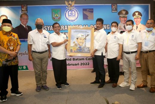 Gapensi: Penobatan Bapak Pembangunan Sudah Melalui Kajian - GenPI.co KEPRI