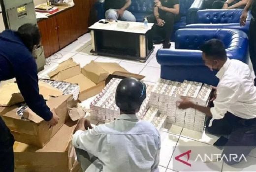 Bea dan Cukai Riau Amankan Ratusan Slop Rokok Ilegal dari Batam - GenPI.co KEPRI
