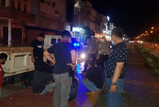 Polsek Bengkong Patroli, Ini Lokasi Penertibannya - GenPI.co KEPRI