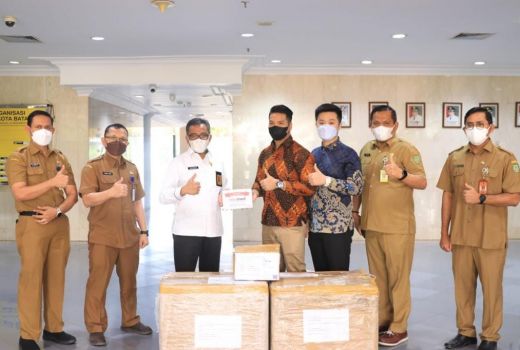 Perusahaan Farmasi Bantu Alat Medis untuk Batam, Segini Nilainya - GenPI.co KEPRI