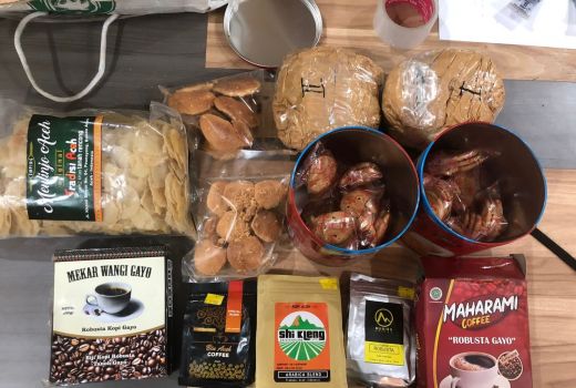 Ada Ganja dalam Keleng Biskuit, Kejadiannya di Batam - GenPI.co KEPRI
