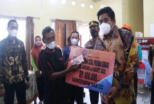 Ribuan KK di Bintan Dapat Bantuan Tunai, Nominalnya? - GenPI.co KEPRI