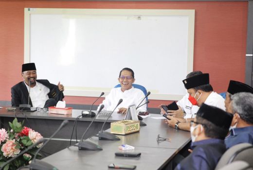 Amsakar Tampung Masukan DPRD Batam Terkait Perwako 1/2022 - GenPI.co KEPRI