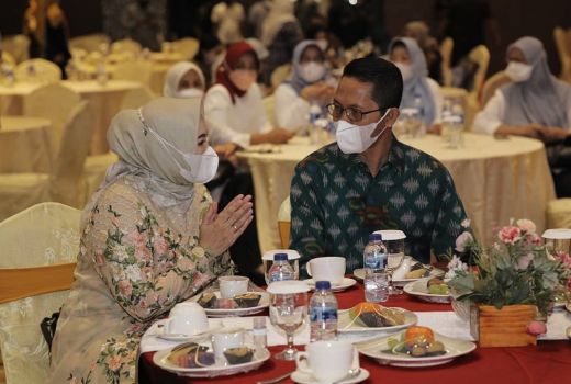 Herlina Setyorini Gantikan Polin Octavianus Jabat Kajari Batam - GenPI.co KEPRI