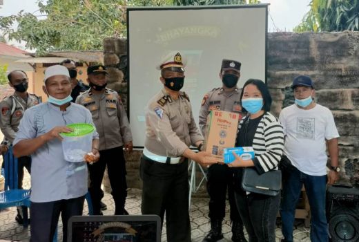 Vaksinasi di Karimun, Warga yang Ikutan dapat Door Prize - GenPI.co KEPRI