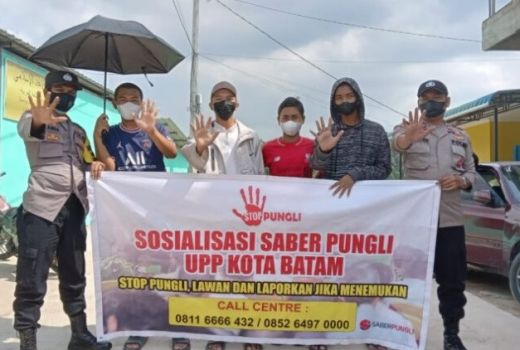 Sapu Bersih! Stop dan Laporkan Pungli, Simak Caranya - GenPI.co KEPRI
