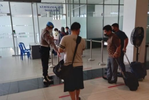 Polisi Razia Yustisi di Pelabuhan Harbour Bay, Tak Pandang Bulu! - GenPI.co KEPRI