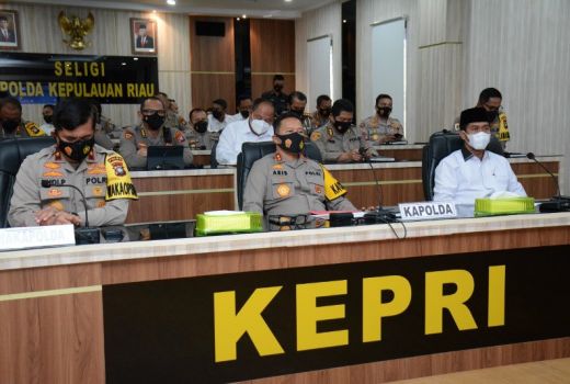 Kapolda Kepri Sampai Libatkan Intelijen untuk Awasi Minyak Goreng - GenPI.co KEPRI