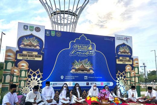 Khatam Al Quran dan Bikin Nasi Besar, Tradisi Melayu saat Ramadan - GenPI.co KEPRI