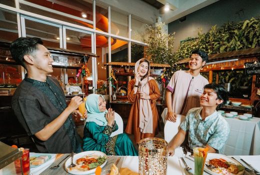 Halal Bi Halal di Harris Hotel Batam Center - GenPI.co KEPRI