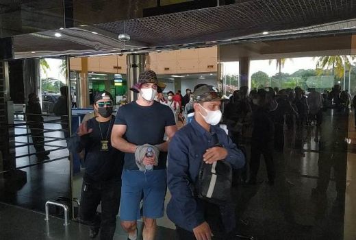 Para Pelaku Skimming Bank Riau Kepri Dibawa ke Batam - GenPI.co KEPRI