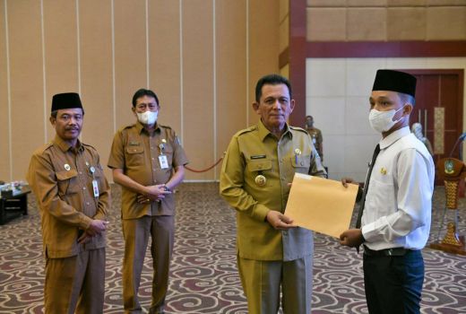Selamat! 243 PPPK Guru di Kepri Terima SK - GenPI.co KEPRI