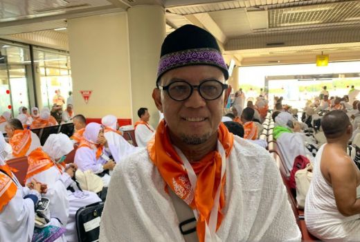 Menabung 21 Tahun Lebih, Guru Honorer Bengkalis Akhirnya Berhaji - GenPI.co KEPRI