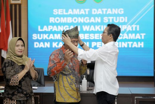 Wakil Bupati Tanah Borneo Boyong Camat dan Kepala Desa ke Batam - GenPI.co KEPRI