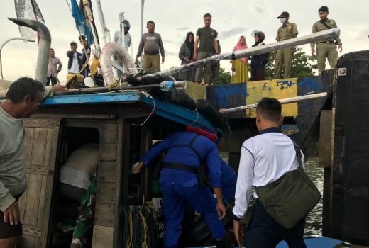 Nelayan Tersambar Petir di Laut Karimun, Begini Kondisinya - GenPI.co KEPRI
