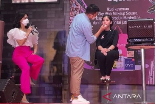 Cara Membuat Bulu Mata Lebih Lentik, Penampilan Makin Cantik - GenPI.co KEPRI