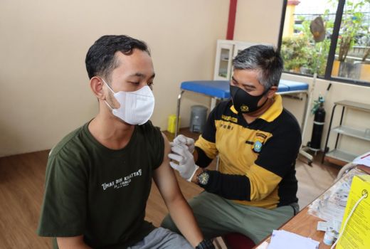 Polresta Tanjung Pinang Buka Gerai Vaksin di 3 Lokasi - GenPI.co KEPRI