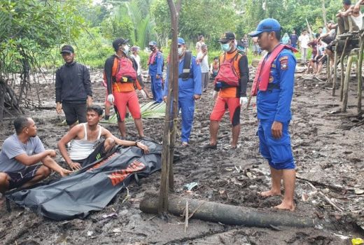Terjatuh dari Kapal, Kru KM Sumatera Jaya 88 Tenggelam di Laut - GenPI.co KEPRI