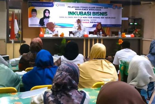 30 Pelaku Usaha Ikut Pelatihan Bisnis, Harapan Wali Kota Tinggi - GenPI.co KEPRI