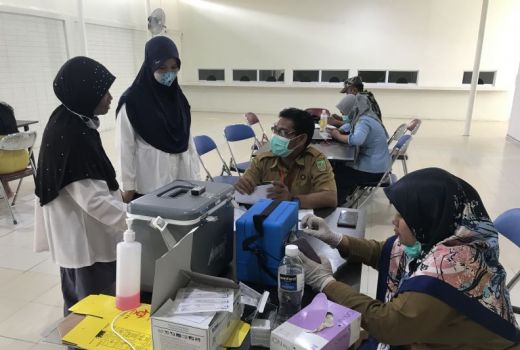 TNI AU Sedia Vaksin Tiap Hari di Bandara Hang Nadim, Cek Kuotanya - GenPI.co KEPRI