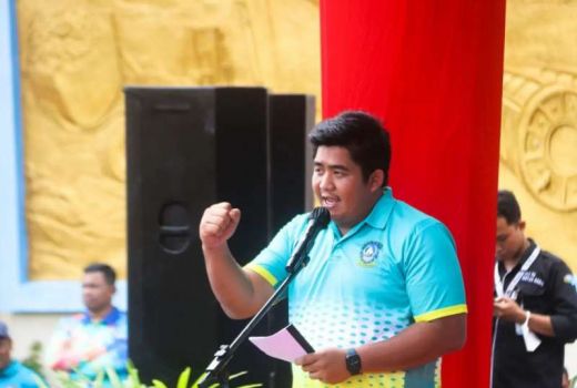 Profil Bupati Bintan, Kepala Daerah Termuda di Kepri - GenPI.co KEPRI