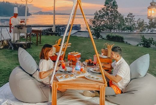 Harris Resort Waterfront Tawarkan Paket Dinner Romantis - GenPI.co KEPRI