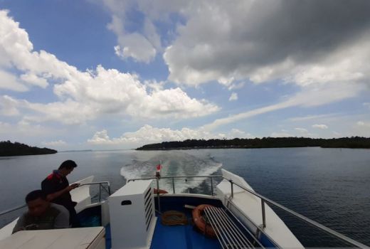 Jangan Kecele, Kapal Cepat Menuju Natuna Berhenti Berlayar - GenPI.co KEPRI