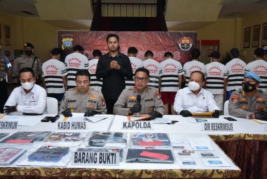 Polda Kepri Obrak-Abrik Judi, dalam Seminggu Ungkap 15 Kasus dan 55 Tersangka - GenPI.co KEPRI
