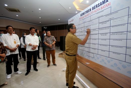 Bimtek Selesai, Rudi Siap Wujudkan Batam Jadi Smart City - GenPI.co KEPRI