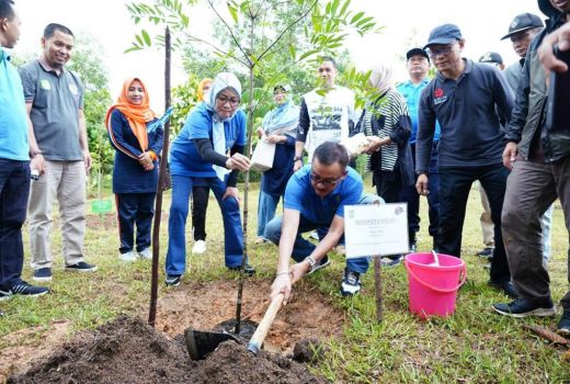 Peringatan World Cleanup Day 2022, Pilah Sampah Serentak di Batam - GenPI.co KEPRI