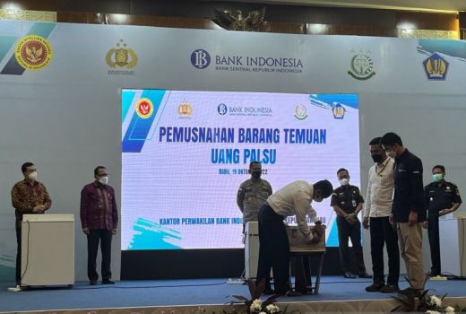 BI Kepri Musnahkan Ribuan Uang Palsu, Temuan Sejak 2018 - GenPI.co KEPRI