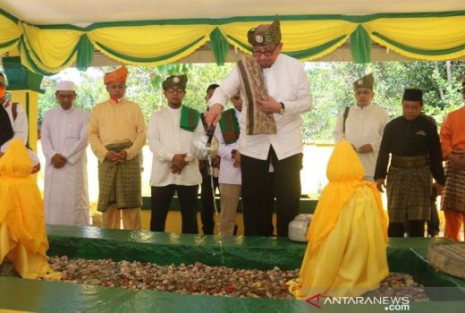 Pemkot Tanjungpinang Usul Engku Putri Raja Hamidah Jadi Pahlawan Nasional - GenPI.co KEPRI