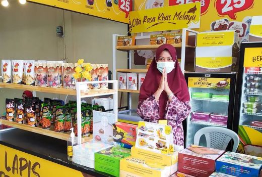 Rumah Kue Wiweka, Tawarkan Oleh-oleh dengan Harga Ekonomis - GenPI.co KEPRI