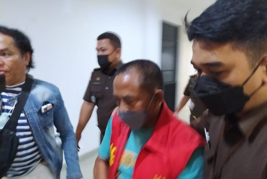 8 Tahun Buron, Koruptor Raskin Ketahuan saat Urus Surat Pindah - GenPI.co KEPRI