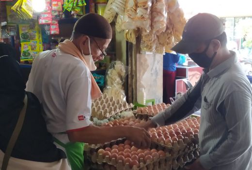 Duh! Harga Telur Ayam di Batam Tembus Rp54 Ribu Hari ini - GenPI.co KEPRI