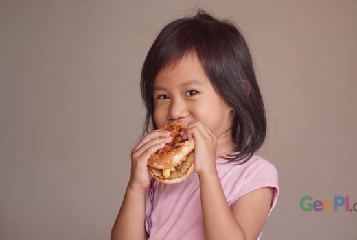 Dampak Buruk Junk Food Bagi Anak, Ibu-ibu Harus Tahu! - GenPI.co KEPRI