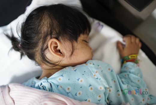 Cara Mudah Mengatasi Demam Anak, Tanpa Sirop Paracetamol - GenPI.co KEPRI