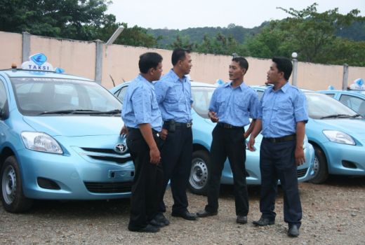 Kemenpar Akan Latih 'Hospitality' Driver Blue Bird - GenPI.co
