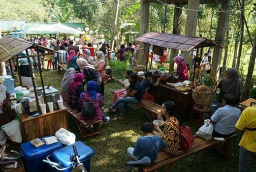 Pasar Karetan Rayakan Hari Tari Dunia - GenPI.co